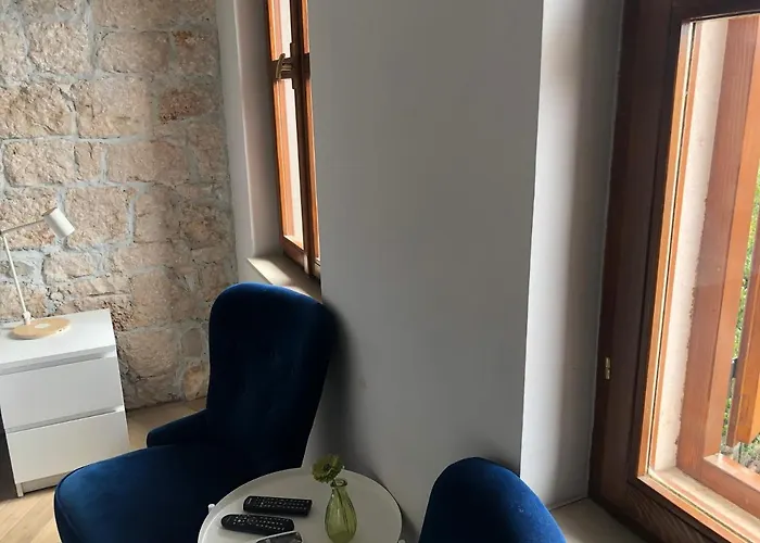 아파트 De Luxe In The Heart Of The 로비니